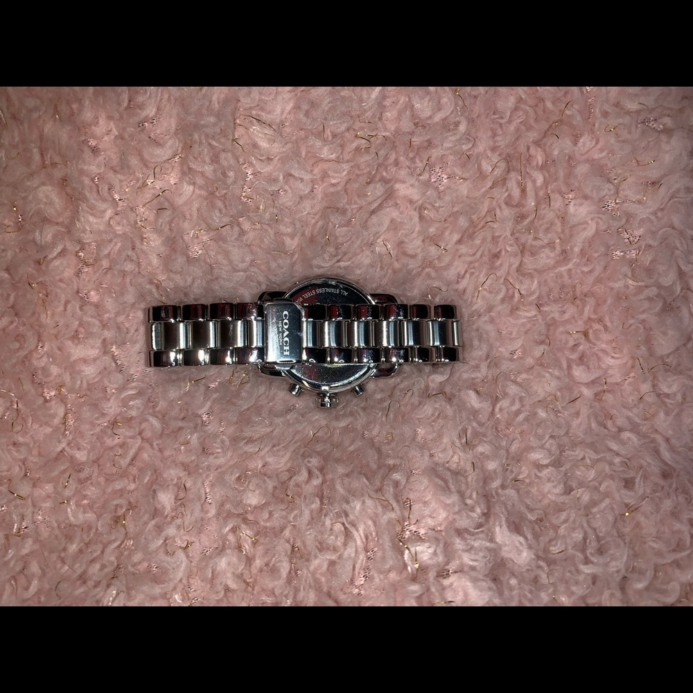 Watch - Picture 2 of 3